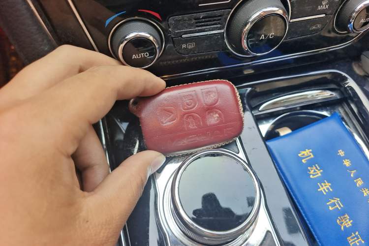 Used Jaguar XJ 2013 XJL 2.0T Elegance Business Edition
