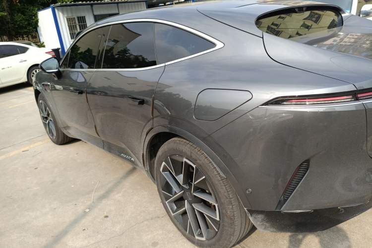 Used Avatr 11 2023 Long-Range Single-Motor Version 5 Seats
