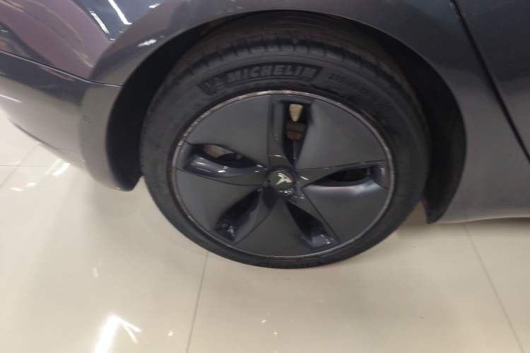 Used Tesla Model 3 2019 Standard Range Rear-Drive Upgraded Version