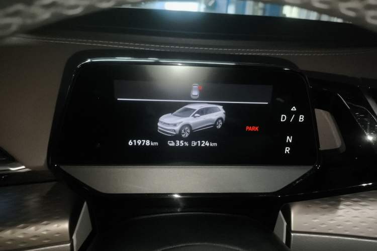 Used Volkswagen ID.6 X 2022 Smart Enjoyment Long-Range Edition