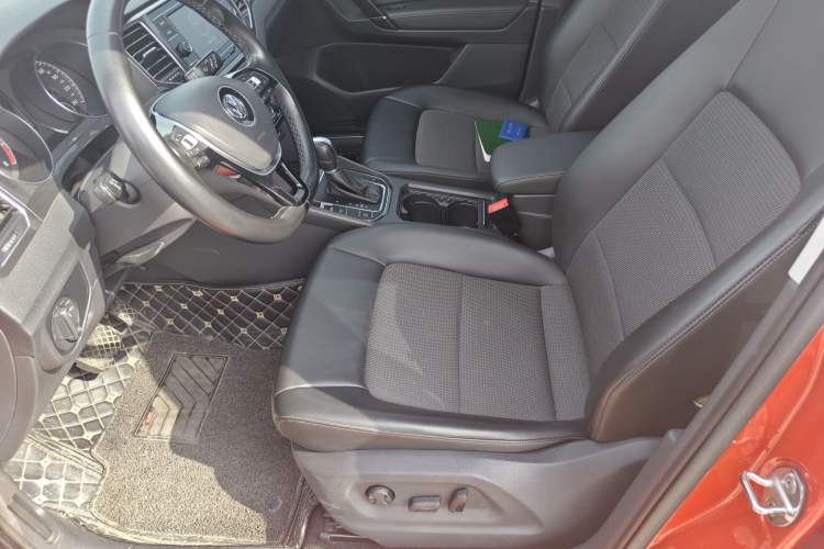 Used Volkswagen Golf Sportsvan 2018 230TSI Automatic Trend Edition