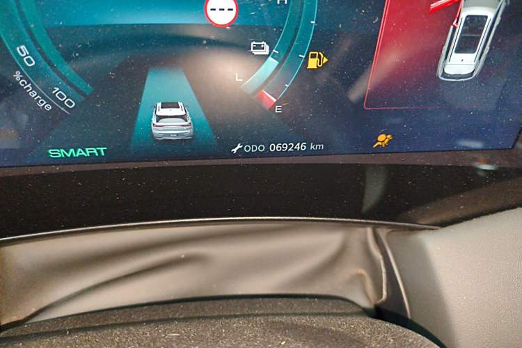 Used Dongfeng Aeolus Huge 2022 Mach Dual-Motor 1.5T MHD Dare-to-Dream Edition
