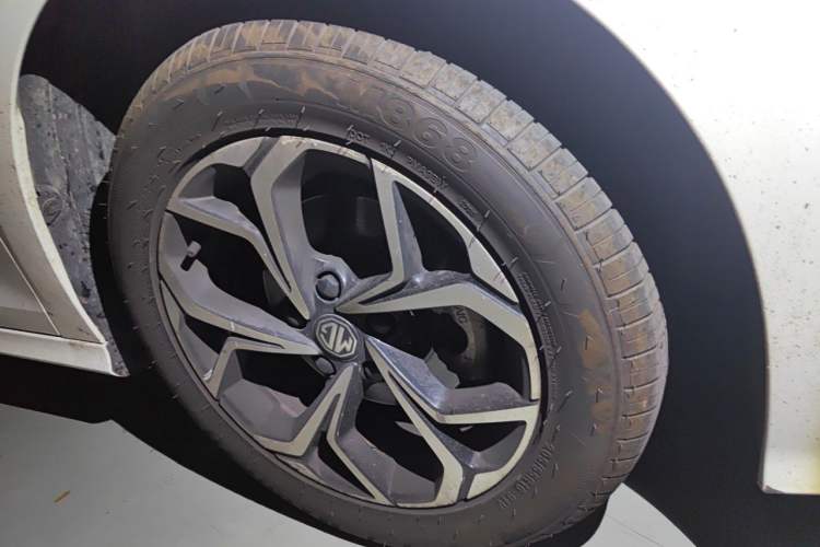 Used MG 5 2023 180 DVVT Manual Fashion Edition