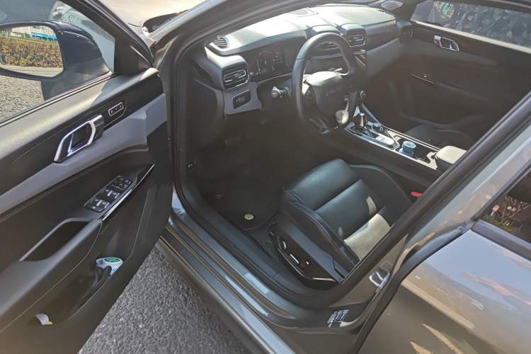 Used Lynk & Co 03 2022 1.5TD DCT JingPro
