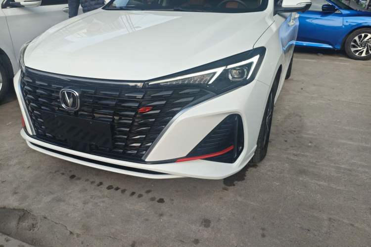 Used Changan Eado 2023 Changan Edition PLUS Blue Whale NE 1.4T GDI DCT Prestige Version
