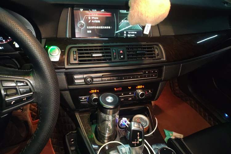 Used BMW 5 Series 2014 525Li Leading Model
