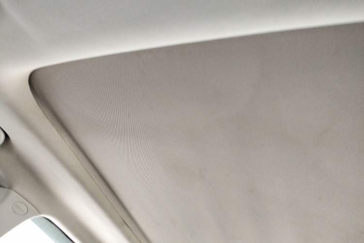 Used BAIC Senova X35 2016 1.5L Automatic Prestige Edition Headliner
