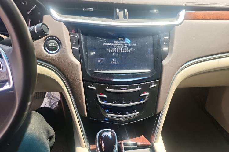 Used Cadillac XTS 2017 28T Elite Model
