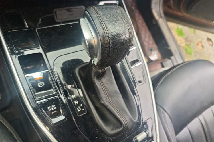 Used Soueast DX7 2018 Prime 1.8T DCT Luxury Model China V Standard
