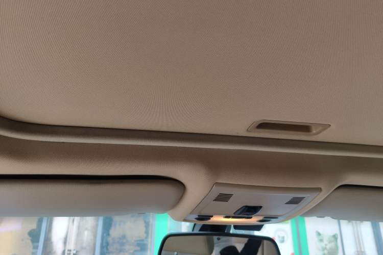 Used BMW 3 Series 2011 320i Luxury Edition
