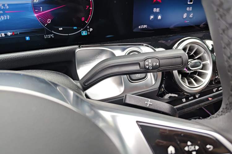 Used Mercedes-Benz GLB 2024 Refresh GLB 220 Dynamic Edition
