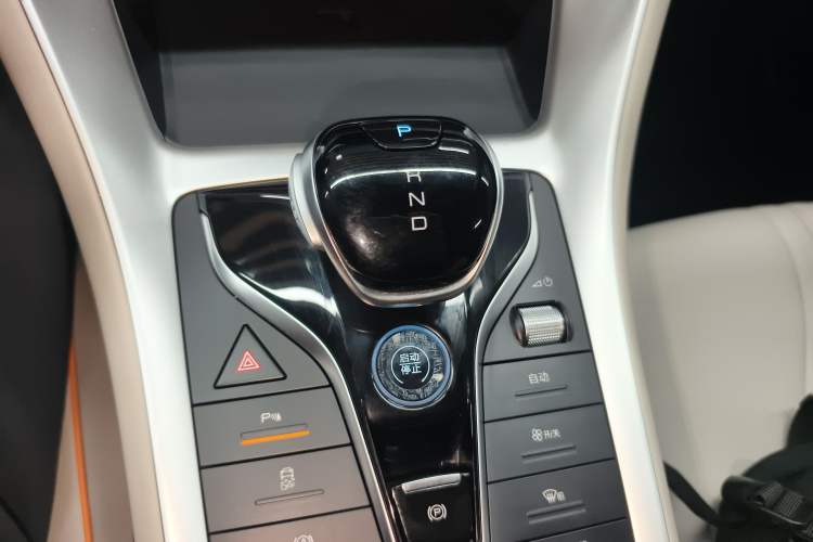 Used BYD Song Pro New Energy 2024 HONOR Edition DM-i 71KM Navigation Model