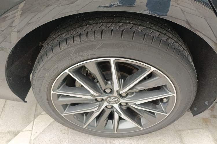 Used Toyota Camry 2021 2.5G Luxury Edition Right Rear Wheel Hub