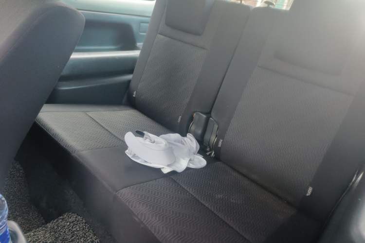 Used Suzuki Jimny 2012 1.3 AT JLX Left Rear Seat