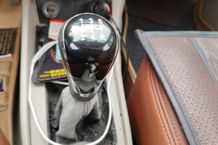 Used Changan Alsvin V5 2012 1.5L Manual Dream Edition
