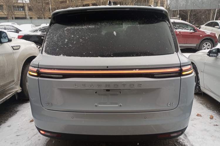 Used Leapmotor C16 2026 Pure Electric 630 LiDAR Zhizun Edition 5 Seats
