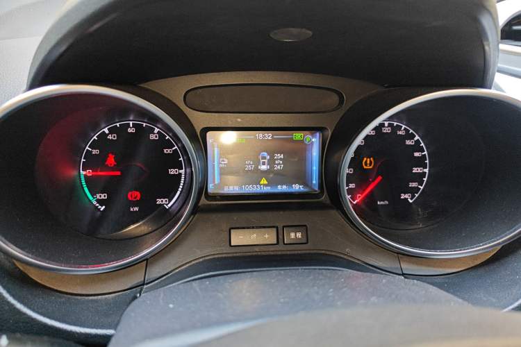 Used BYD Yuan New Energy 2018 EV360 Smart Connect Shangkoo Model Instrument Cluster