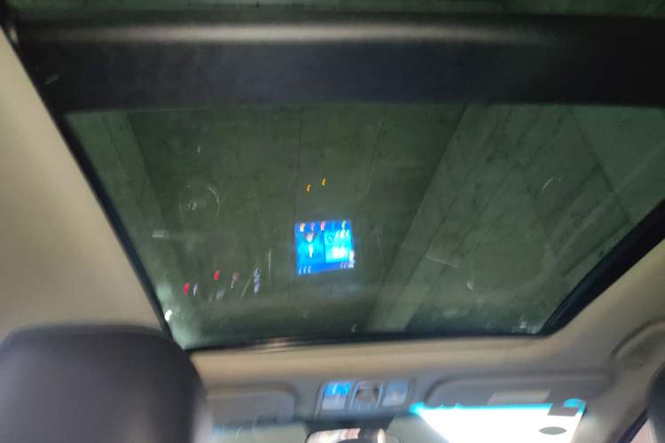 Used Kia Carens 2013 2.0L 7-Seater Automatic Comfort Edition China IV Standard