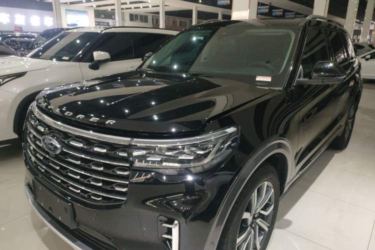 Used Ford Explorer 2023 EcoBoost 285 Four-Wheel Drive Titanium Edition 7-Seater