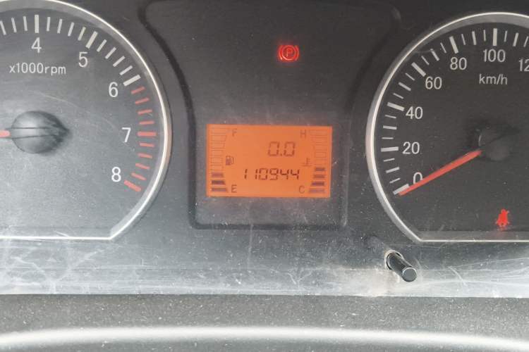 Used FORTHING Lingzhi 2013 V3 1.5L 7-Seater Luxury Model
