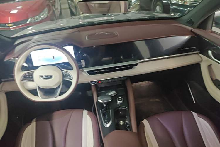 Used Geely Auto Monjaro L 2024 2.0TD High-Power Automatic Two-Wheel Drive Yunqi Version