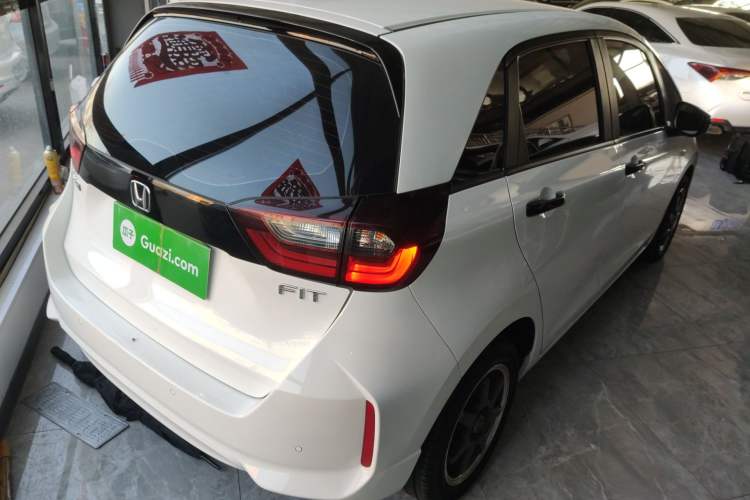 Used Honda Fit 2021 1.5L CVT Trendy Edition
