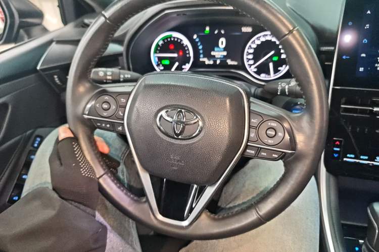 Used Toyota Avalon 2023 Dual-Engine 2.5L Luxury Edition