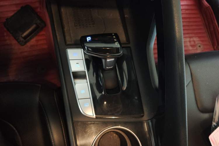 Used Hyundai Elantra 2021 1.5L CVT LUX Prestige Edition