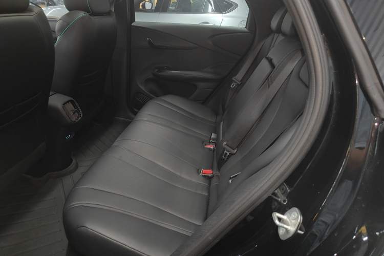 Used BYD Dolphin 2025 Intelligent Driving Version 410 km Fashion Edition
