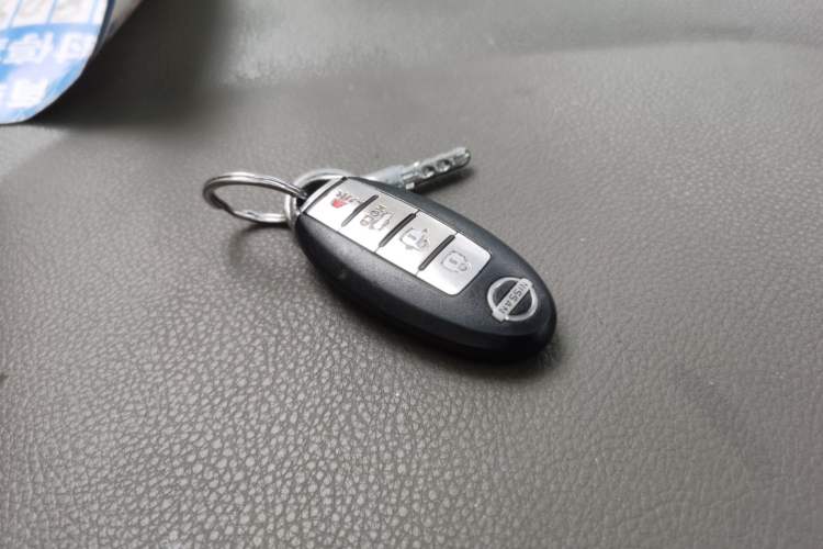 Used Nissan Tiida Sedan 2006 1.6JE AT Vehicle Key
