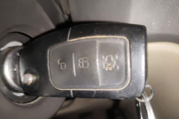 Used Ford Focus 2012 Sedan Classic 1.8L Manual Base Model Vehicle Key