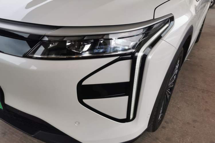 Used EXEED Stellar C-DM 2025 200 with Ultra-Long Range Pro All-Wheel Drive
