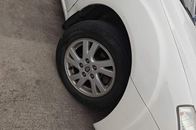 Used Bestune B50 2012 1.6L manual fashion version
