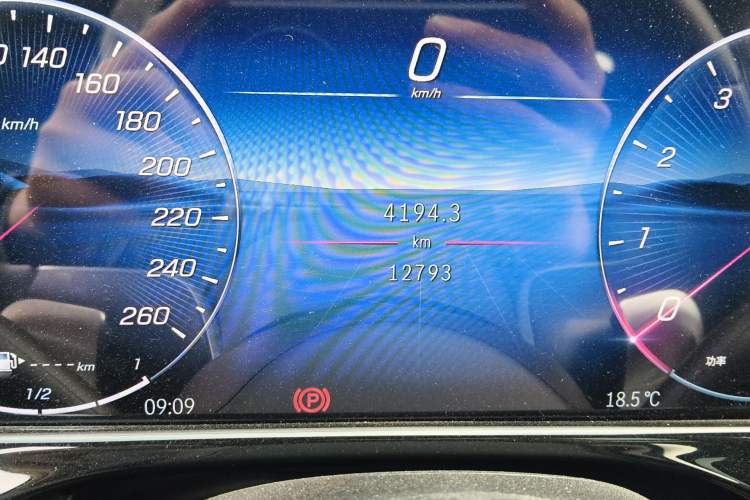 Used Mercedes-Benz E-Class 2024 E 260 L
