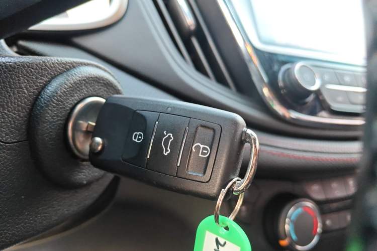 Used Chevrolet Monza 2020 Light Hybrid RS 330T Automatic Comfort Edition Vehicle Key