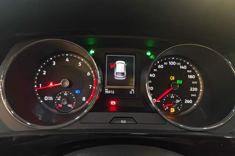 Used Volkswagen Tiguan L 2019 330TSI Automatic Two-Wheel Drive Panoramic Comfort Edition China V Standard
