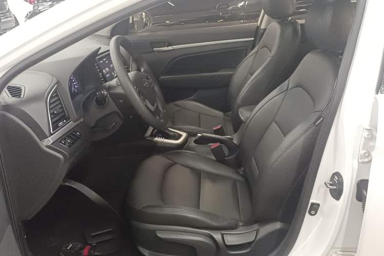 Used Hyundai Elantra (6th Generation / Lingdong) 2016 1.6L Automatic ZhiXuan – Elite Version Left Front Seat