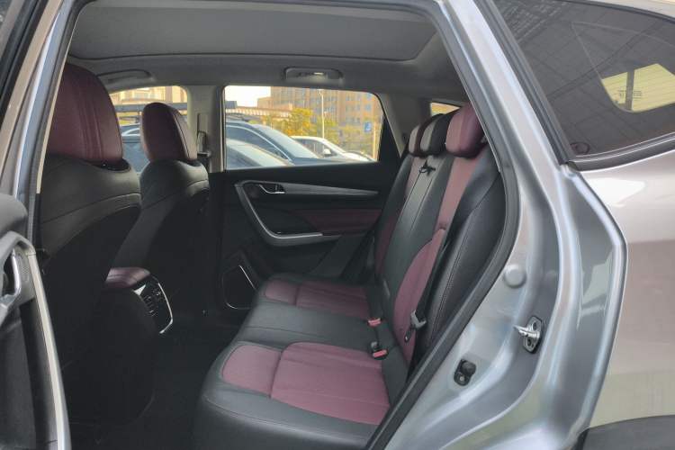 Used Dongfeng Aeolus AX7 2021 PRO 1.6T Automatic Glory Edition
