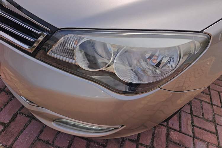 Used Roewe 350 2014 1.5L Manual Xunchi Edition
