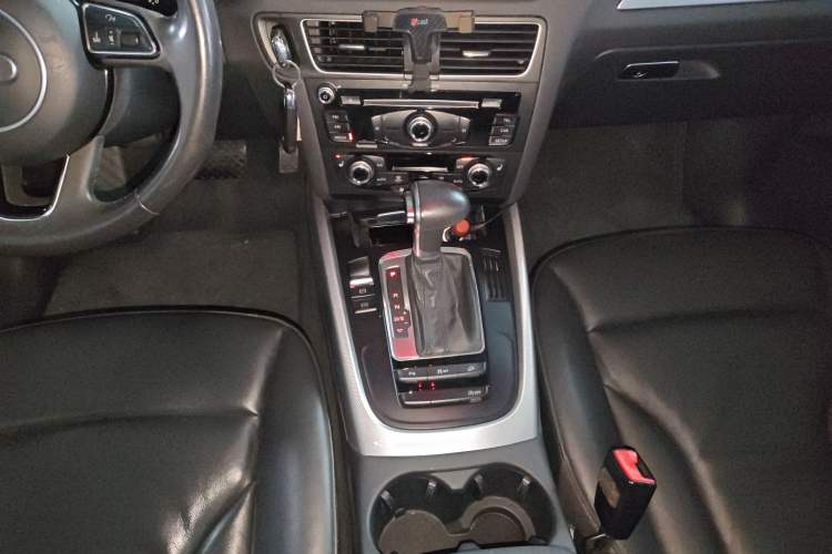 Used Audi Q5 2015 40 TFSI Technology Edition
