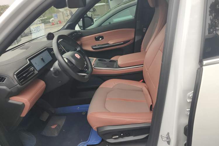 Used Nio EC6 2020 605 km Sport Edition Left Front Seat