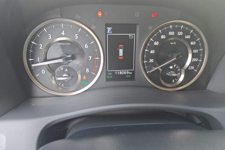 Used Toyota Alphard 2018 Revised Version 3.5L Premium Edition