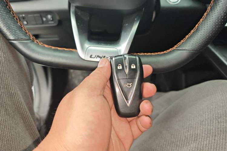 Used CHANGAN UNI-T 2022 1.5T Sport Edition Premium Version Vehicle Key