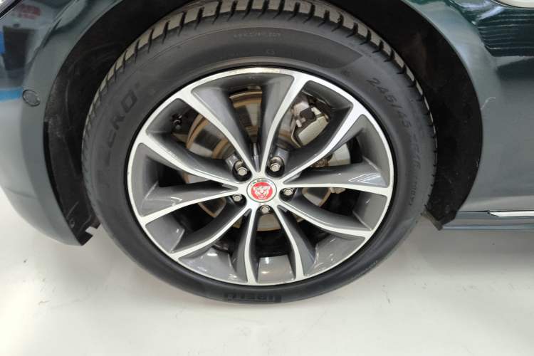 Used Jaguar XFL 2022 XFL 2.0T P250 Two-Wheel-Drive Elite Sport Edition
