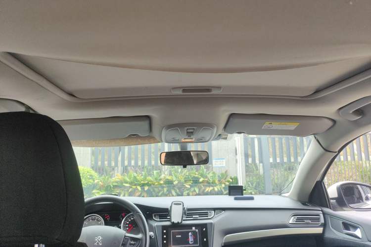 Used Peugeot 408 2015 1.2T Automatic Luxury Edition Headliner