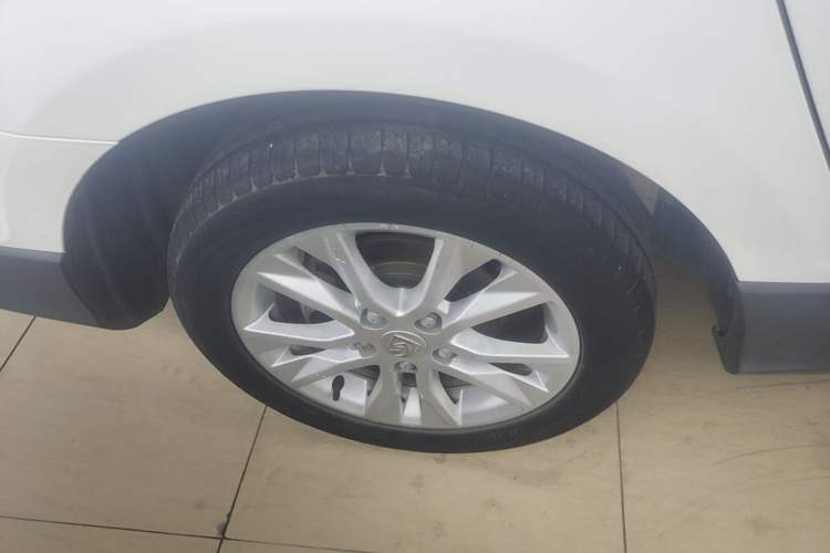 Used Baojun 730 2016 1.5L Manual Comfort Version 7 Seats China V Emission Standard
