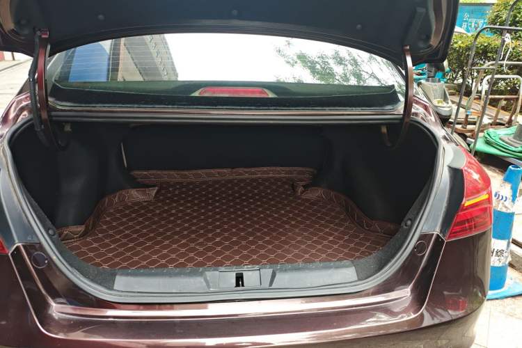 Used Geely Auto Emgrand 2018 1.5L CVT Luxury Model Trunk