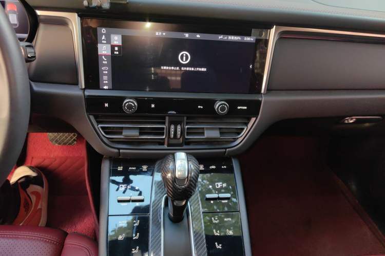 Used Porsche Macan 2022 Macan T 2.0T