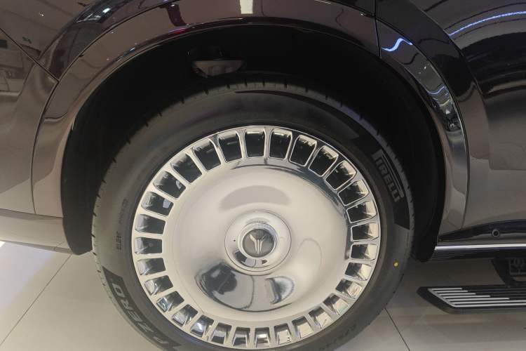 Used VOYAH Titan 2026 Model Max+ Right Rear Wheel Hub