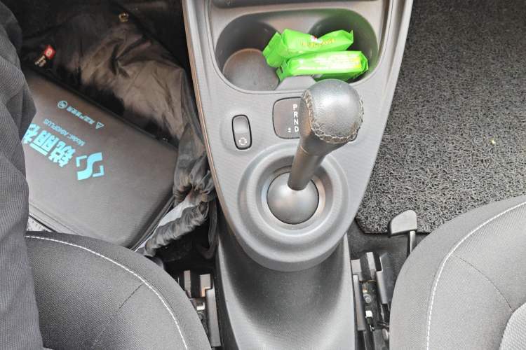 Used smart fortwo 2018 1.0L 52kW Hardtop Passion Edition China V Standard
